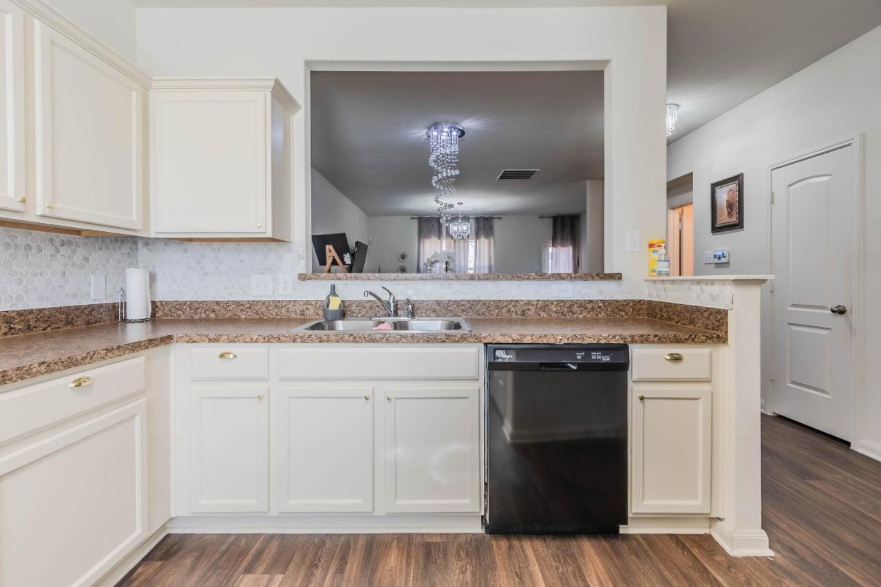 Luxury 5Br Dallas Retreat With Business Amenities - Perfect For Business Travelers, Families & Groups Εξωτερικό φωτογραφία